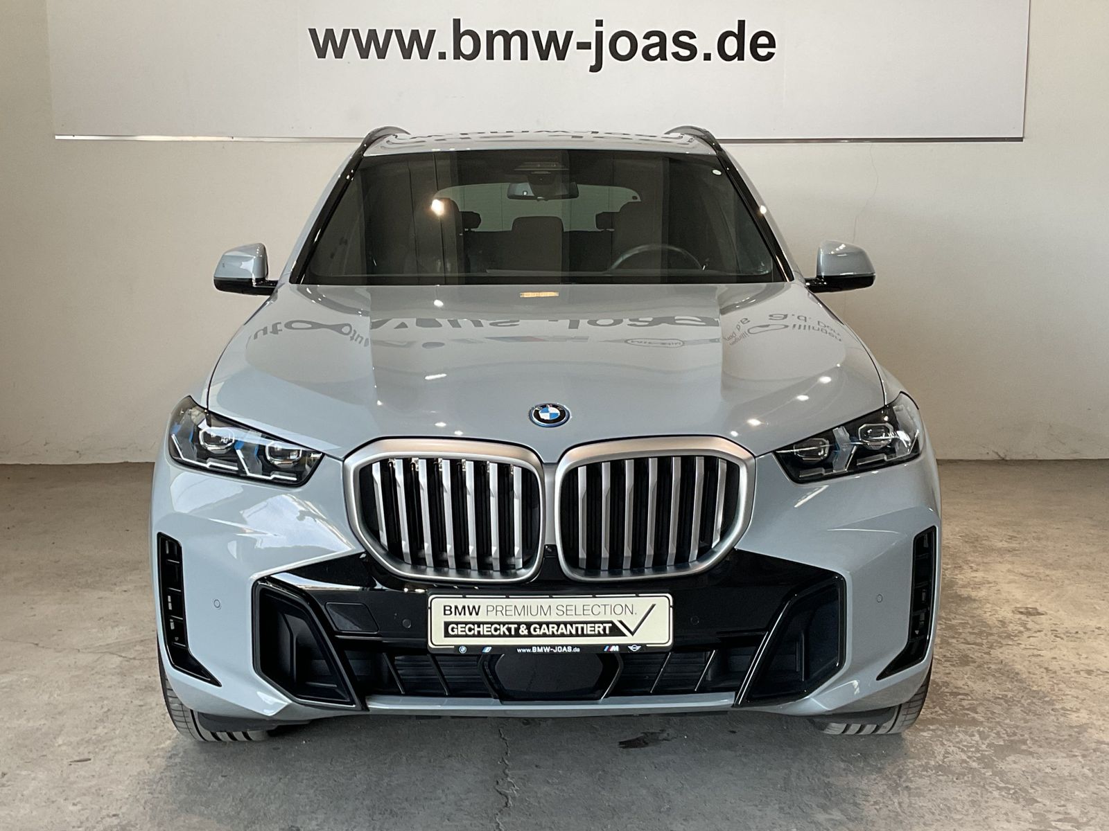 Fahrzeugeinzelansicht 6 Fahrzeugabbildung BMW X5 xDrive50e |Aktivlenkung |2-Achs-Luftfederung
