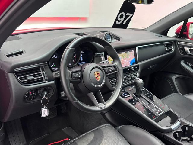 Porsche Macan*Automatik*Pano*Spur*CarPlay*SAGAS*18Wege*