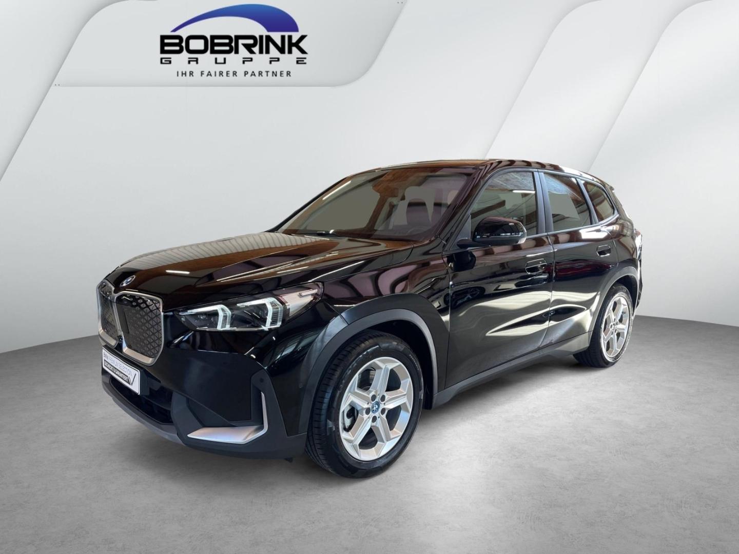 BMW iX1 xDrive30 Elektro AHK Adap.LED Head-Up RFK