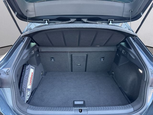 Formentor 1.5l TSI DSG *PANO+Navi+ACC+PDC+RFK+FU