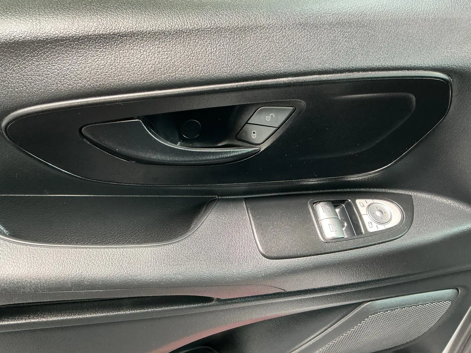 Mercedes-Benz Vito 110 Lang+RWD+Rückfahrkamera+AHK+Scheckheft+, миниатюра 12