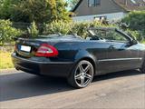 Mercedes-Benz Mercedes Benz CLK 200 Cabrio 19Zoll/Leder - Mercedes-Benz CLK 200 in Frankfurt (Main)