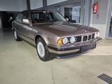 BMW 520i Lim. 1.Hand +original 20.165km+Sammlerzust. - BMW 520 aus 1988