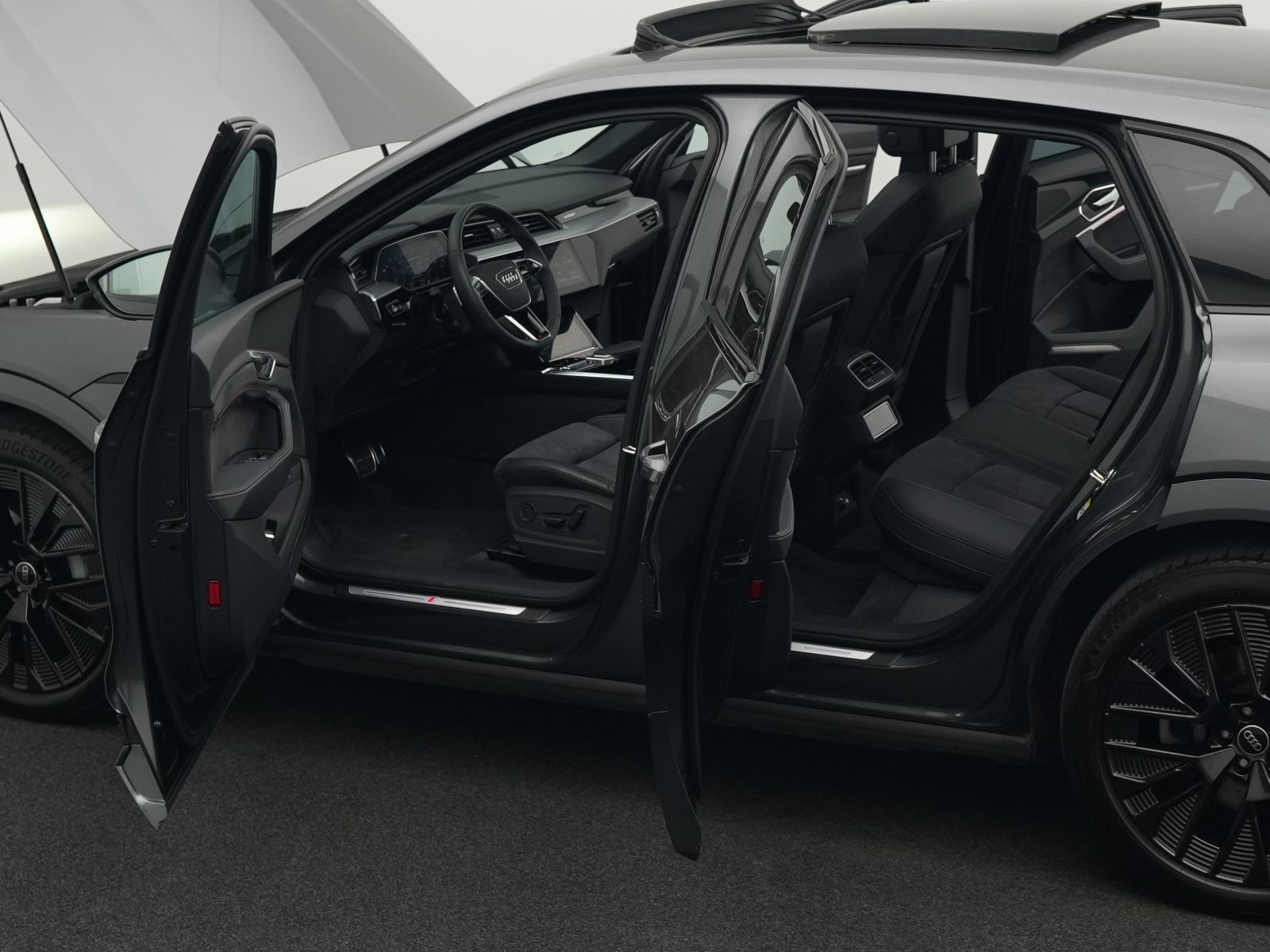 Audi Q8 e-tron - Bild 32