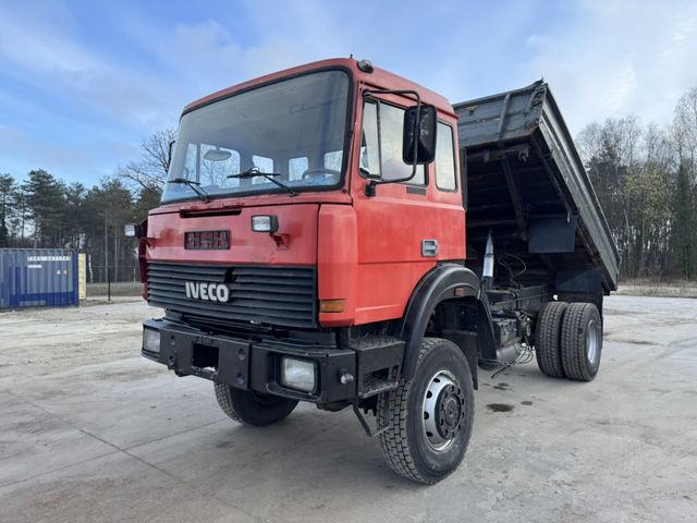 Iveco Magirus 180-23 (GRAND PONT / 4X4 / LAMES / POMPE