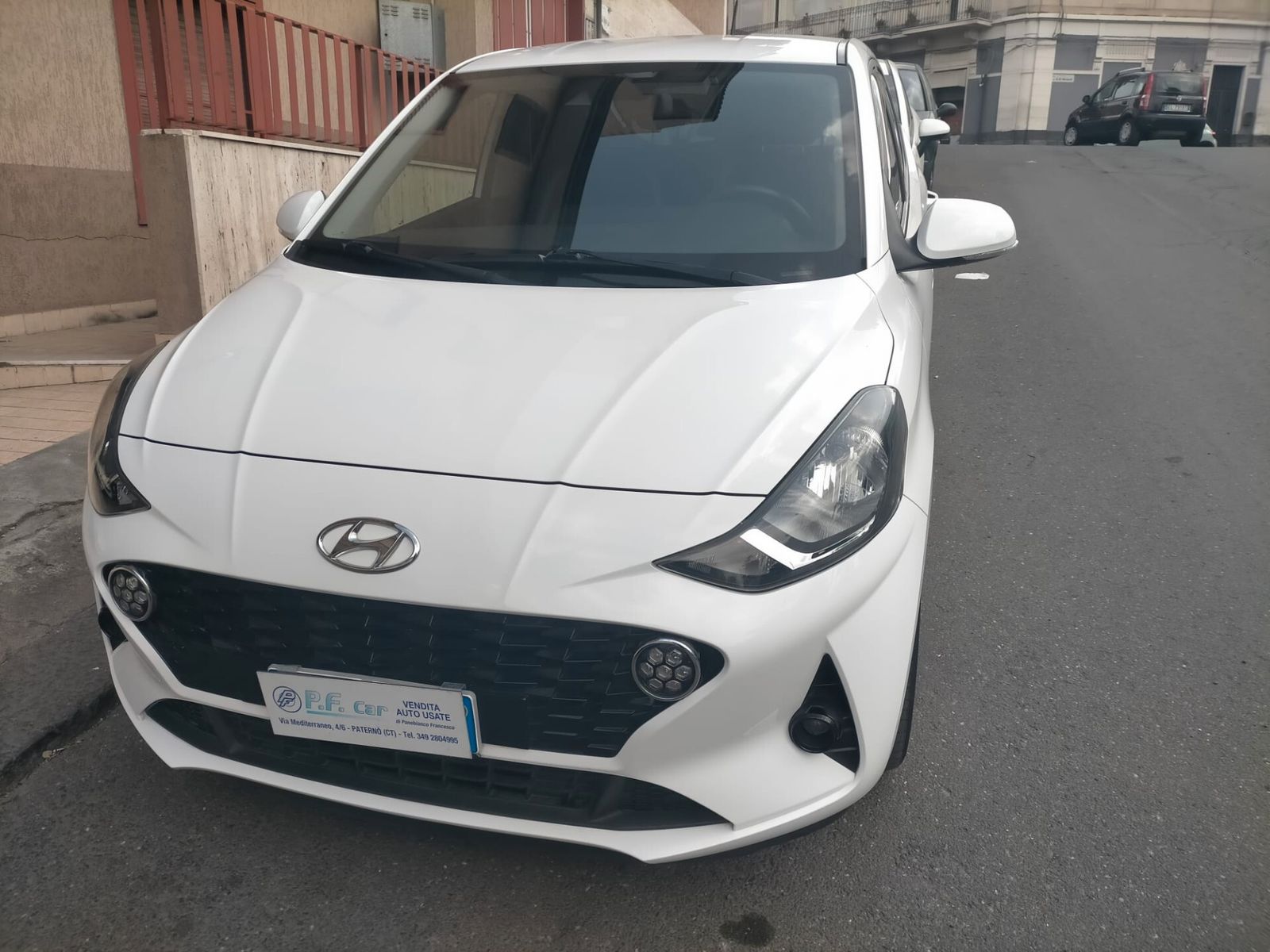 HYUNDAI i10
