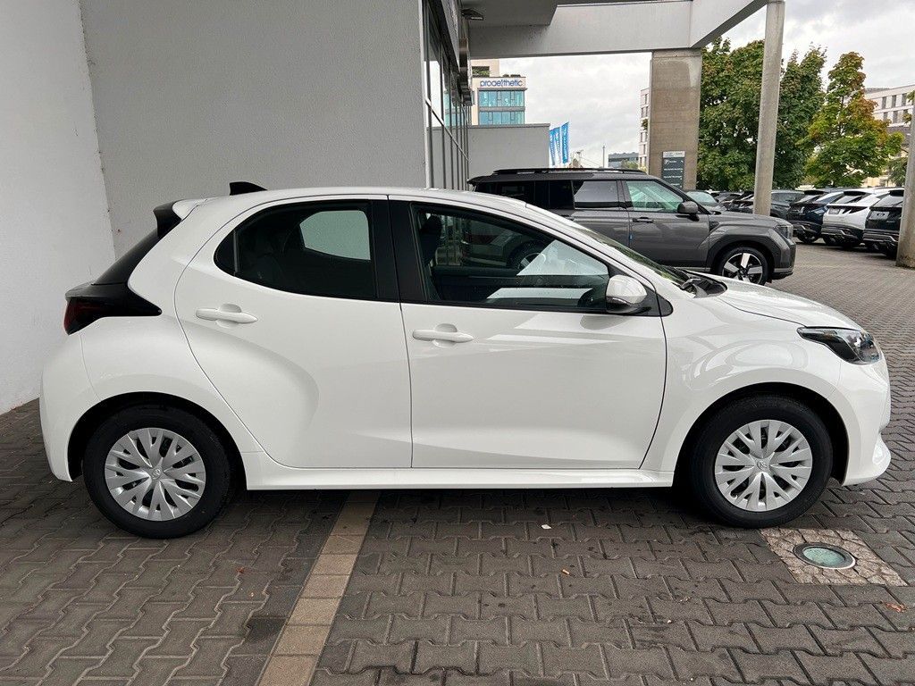 Fahrzeugabbildung Toyota Yaris 1.5 Comfort Kamera,Matrix,ACC,Klimaaut.