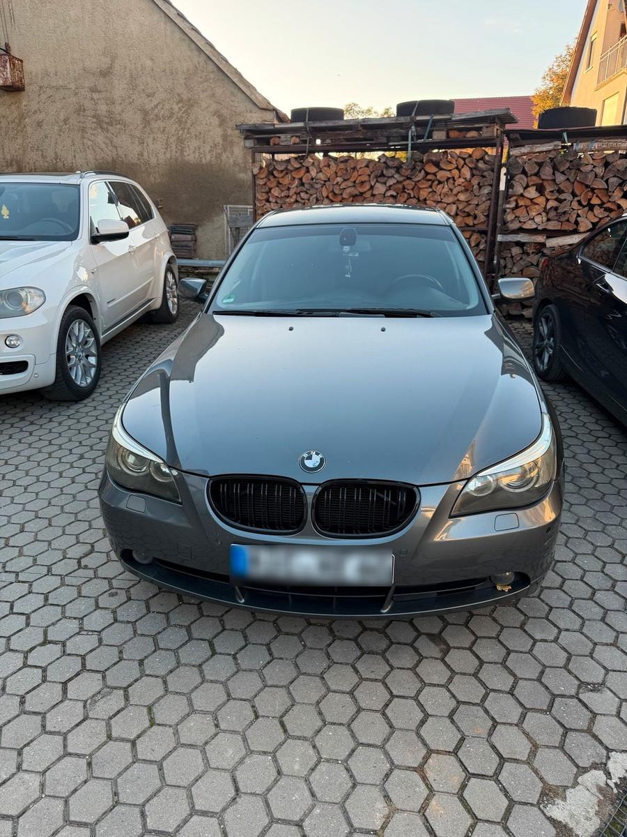 BMW 525