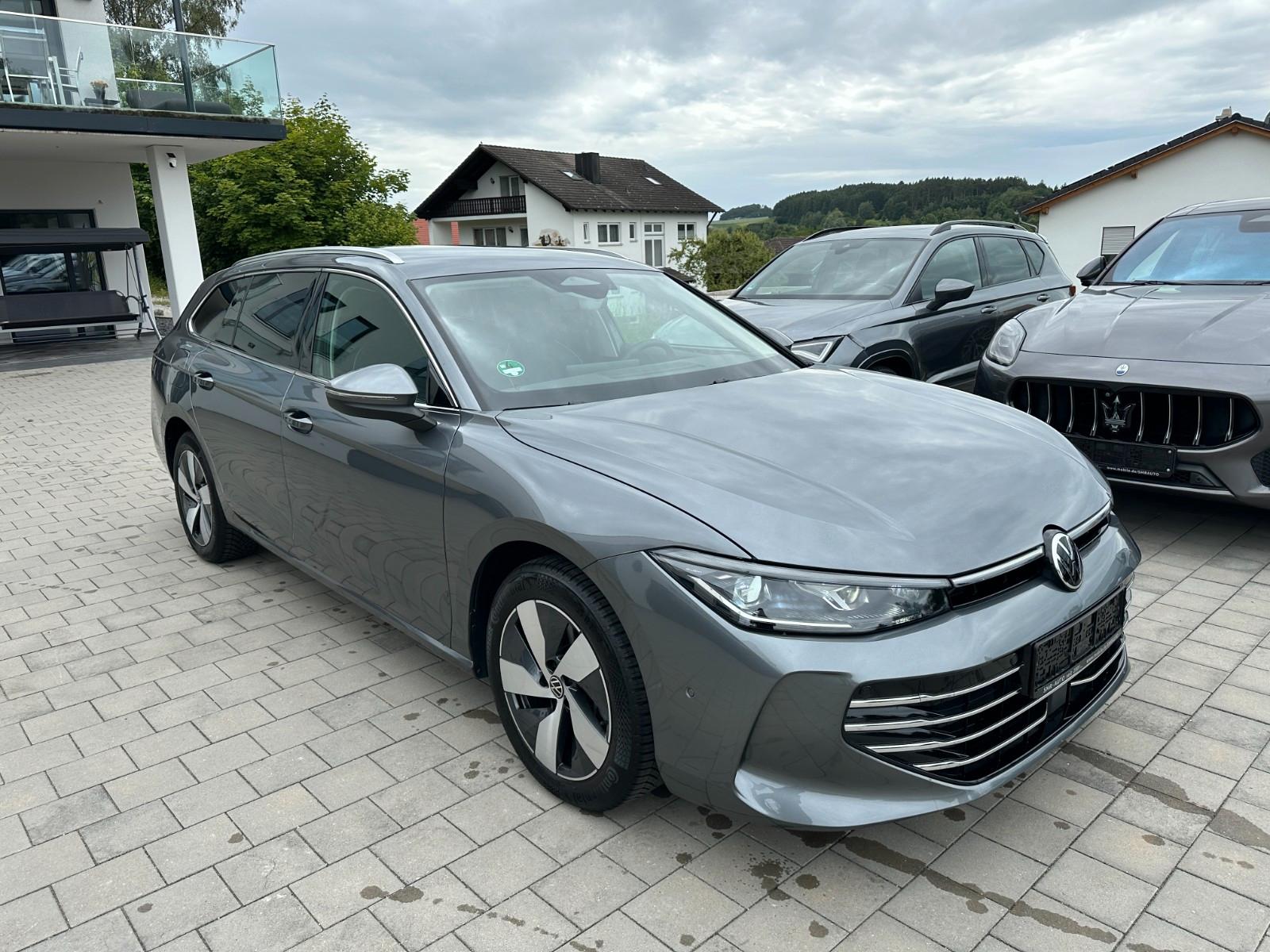 Volkswagen Passat Variant 2.0 TDI Elegance*MEGA AUSSTATTUNG