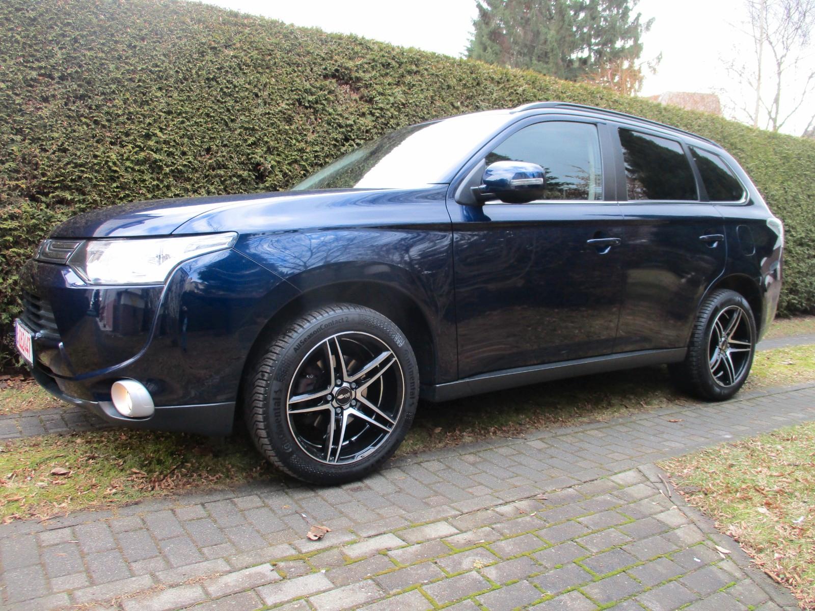 Mitsubishi Outlander ClearTec Invite *2.Hand & Scheckheft*
