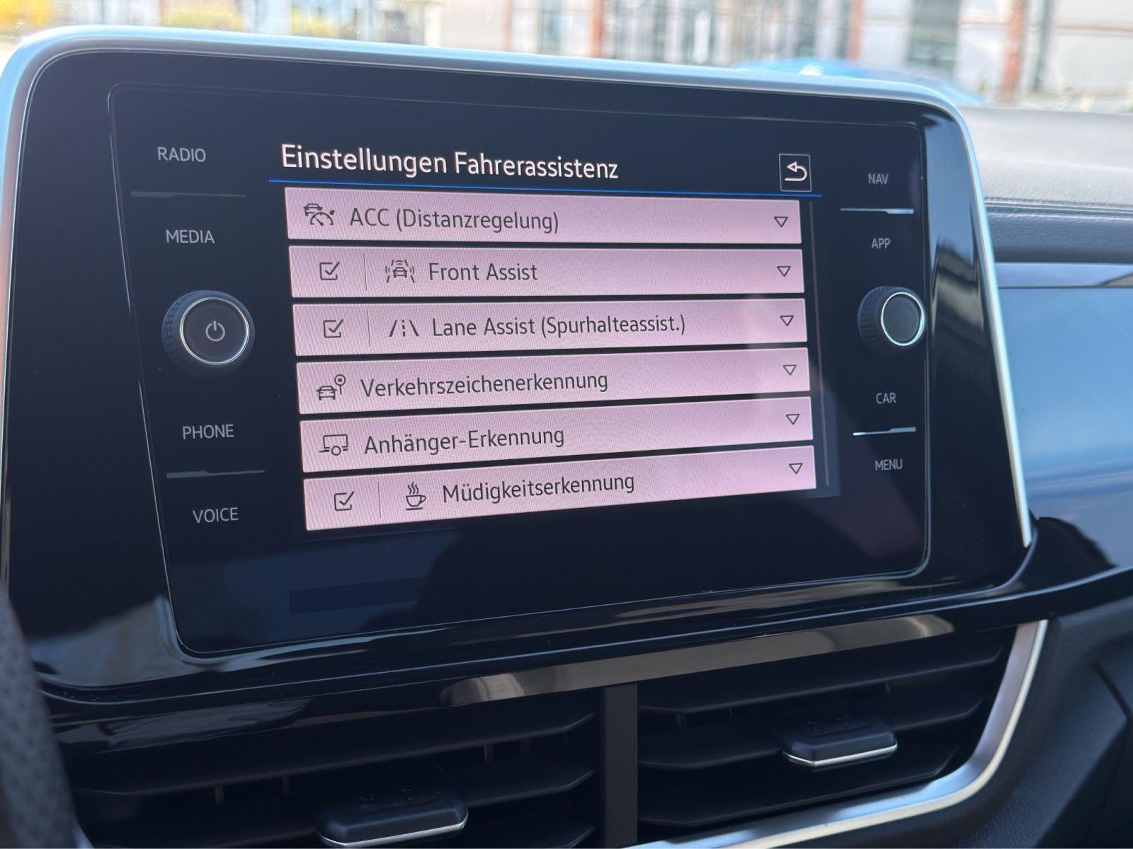Volkswagen T-Roc 1.0 TSI R-Line AHK ACC Navi RFK