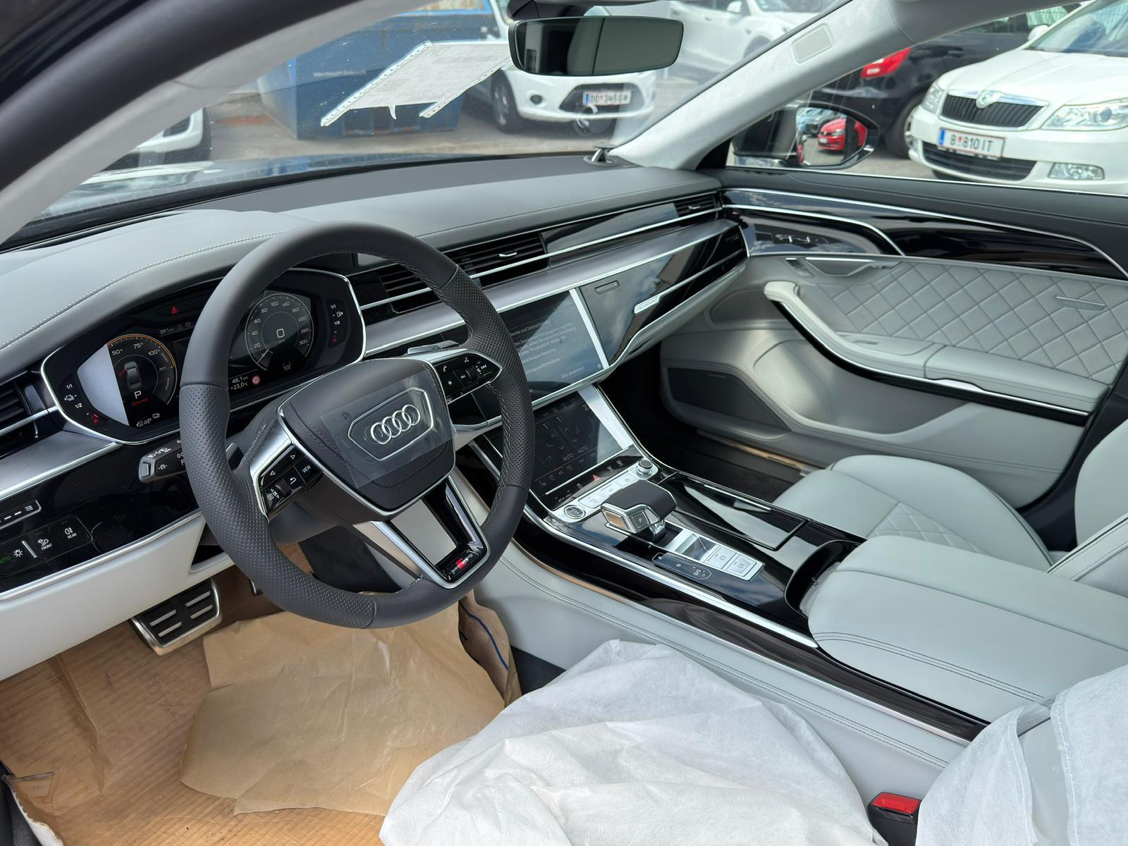 Audi A8 60 TFSI e L QUATTRO/VIP/4-SEATS/B&O/