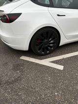 Tesla Model 3 Performance Tiefer 20 Zoll Winter/Sommer - Tesla Model 3 in Düsseldorf
