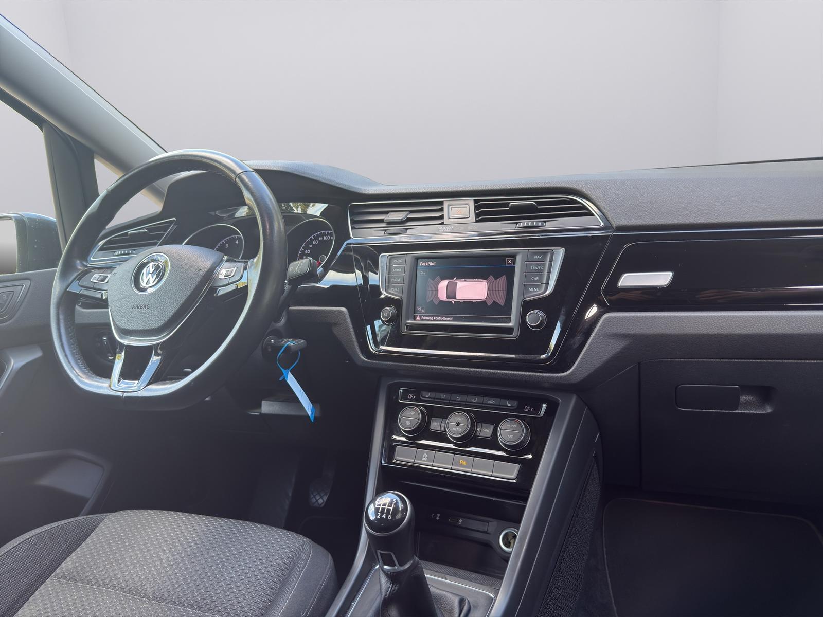 Volkswagen Touran Comfortline|NAVI|1.HAND|KAMERA