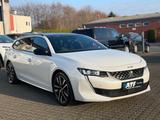 Peugeot 508 SW Hybrid 225 GT - Peugeot 508 mit Schiebedach