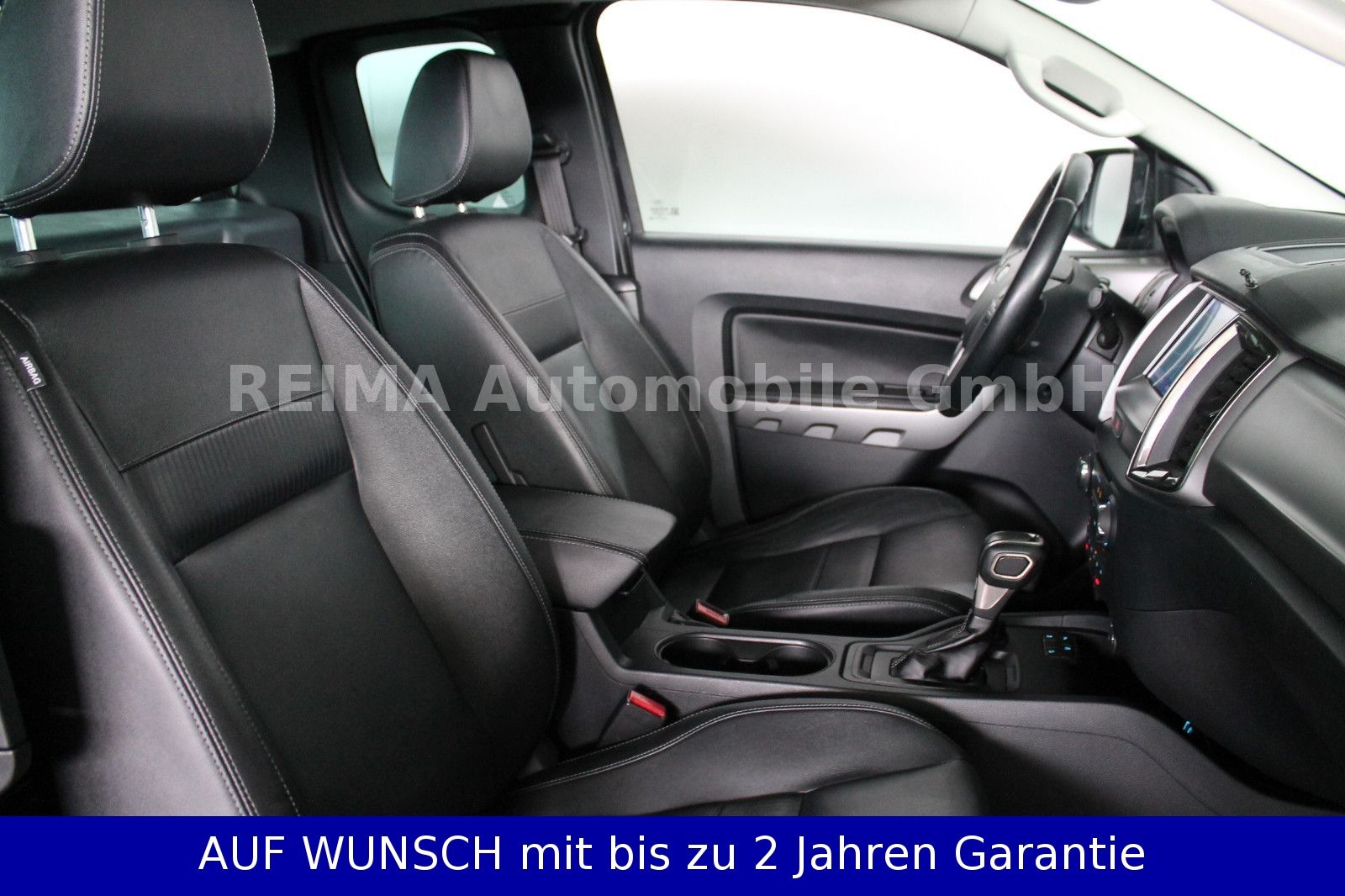 Fahrzeugabbildung Ford Ranger Limited Extrakabine 4x4, Trittbretter