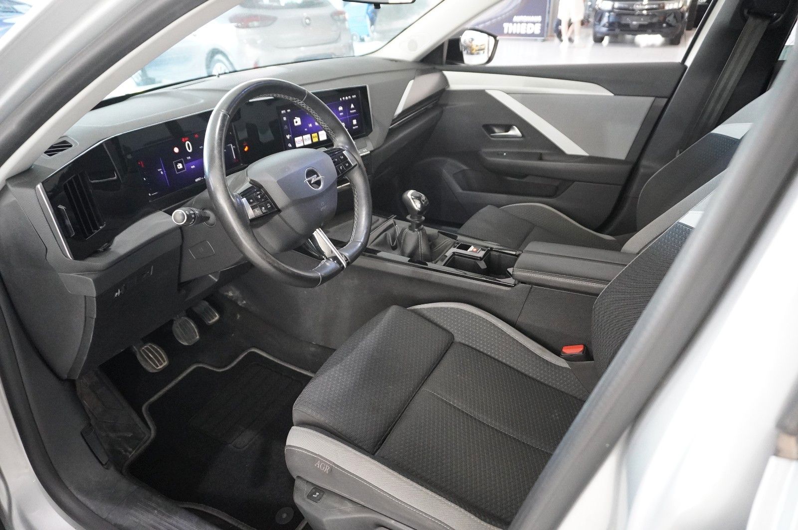 Fahrzeugabbildung Opel Astra L ST 1.5D BUSINESS NAVI/LED/KAMERA/SPORT