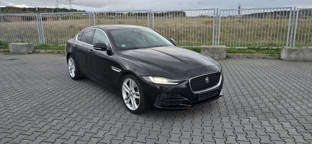 Jaguar XE 2.0 HSE/Navi/Leder/Virtual/360°/LED/HUD/DAB/