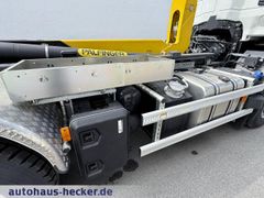 Iveco X-Way AD300X50Z/P HR OFF Abrollkipper P20A