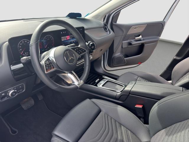 Mercedes-Benz B 180 Autom. Advanced AHK