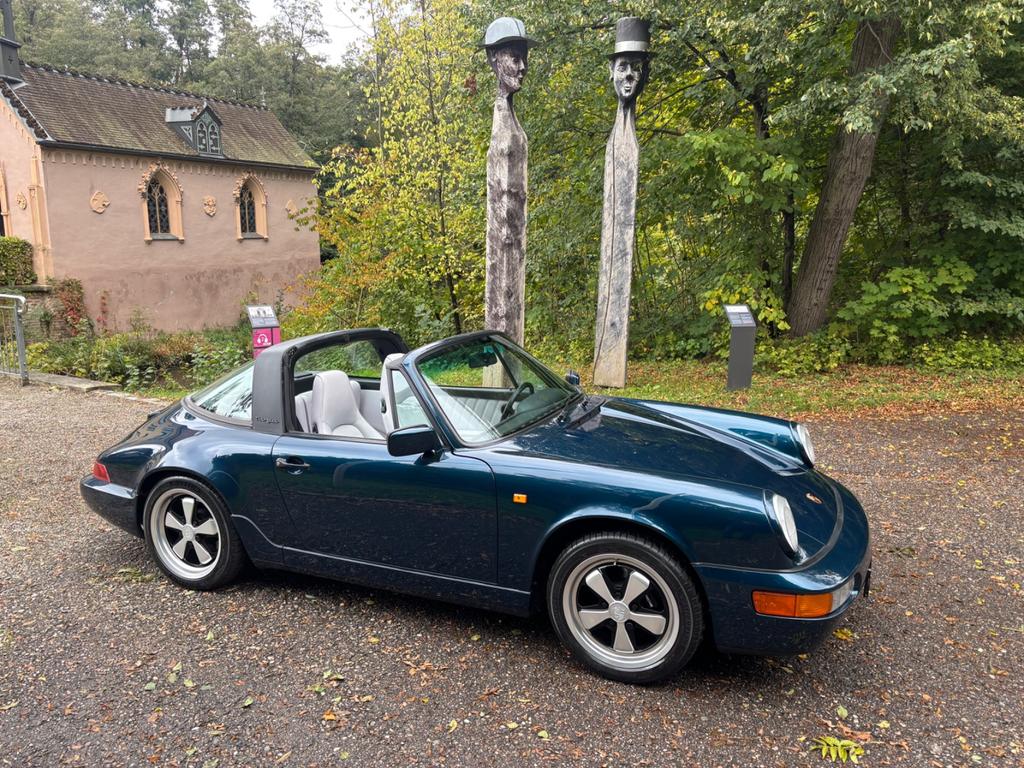 Porsche 964