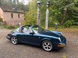 Porsche 964 C 2 Targa TOP - Porsche mit Benzin-Antrieb: Grün, Cabrio