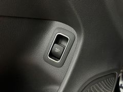 MERCEDES-BENZ CLA 35 AMG / PERFORMANCE / NUR 53.tKM / 4x4 / MERCEDES-BENZ CLA 35 AMG / PERFORMANCE / NUR 53.tKM / 4x4 /