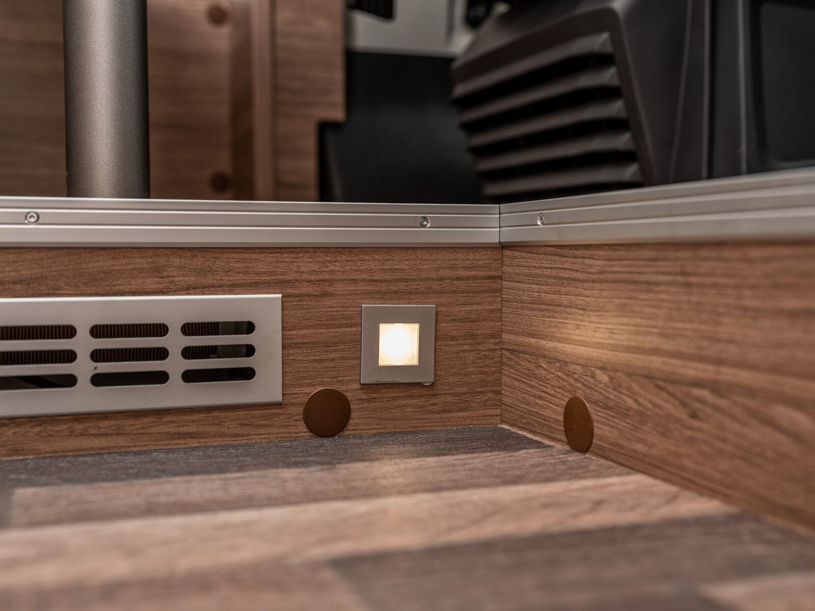 Fahrzeugabbildung Weinsberg CaraCompact EDITION PEPPER 600 MEG AHK LED
