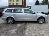 Opel Astra H Caravan Edition-OPC-Line - Opel Astra: H Opc Line