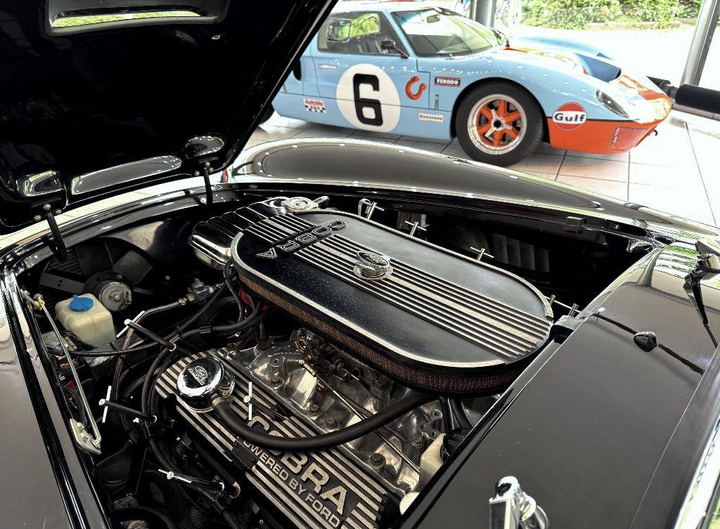 Cobra 427 Shelby Cobra by Superformance 7.0 V8  551 PS