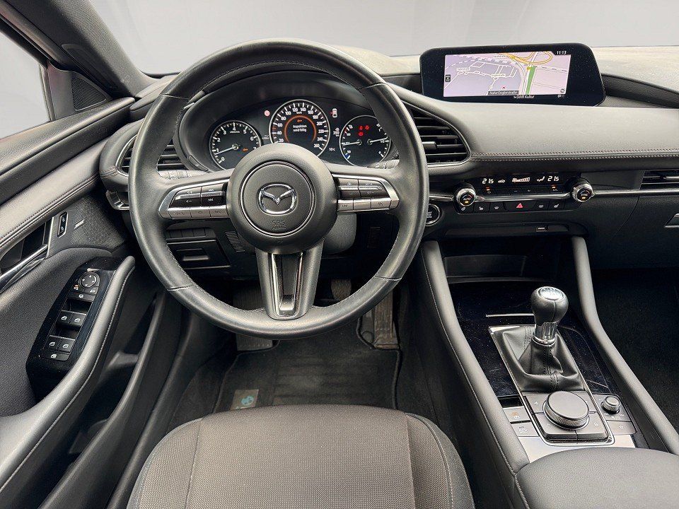Fahrzeugabbildung Mazda 3 SKYACTIV-X 2.0 M Hybrid SELECTION DES-P BOS A1