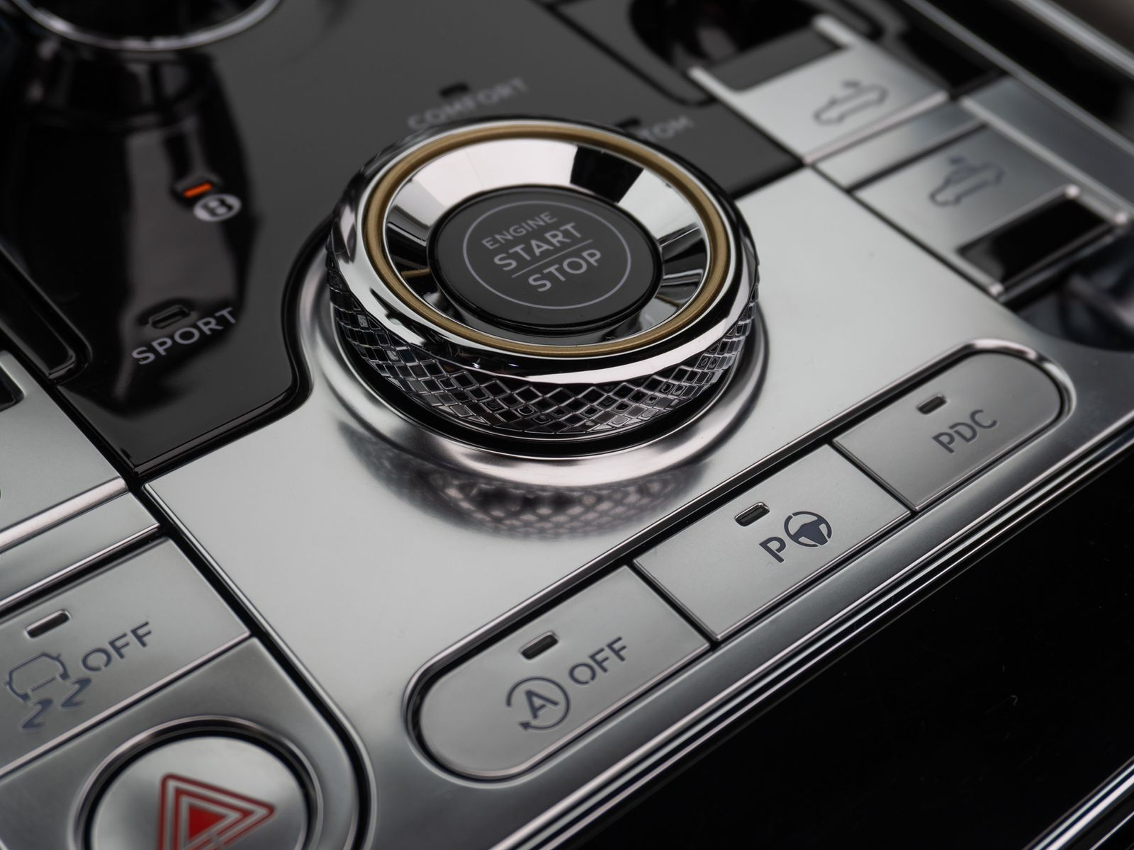 Fahrzeugabbildung Bentley Continental GTC W12 Mulliner 360°HUD NightVision