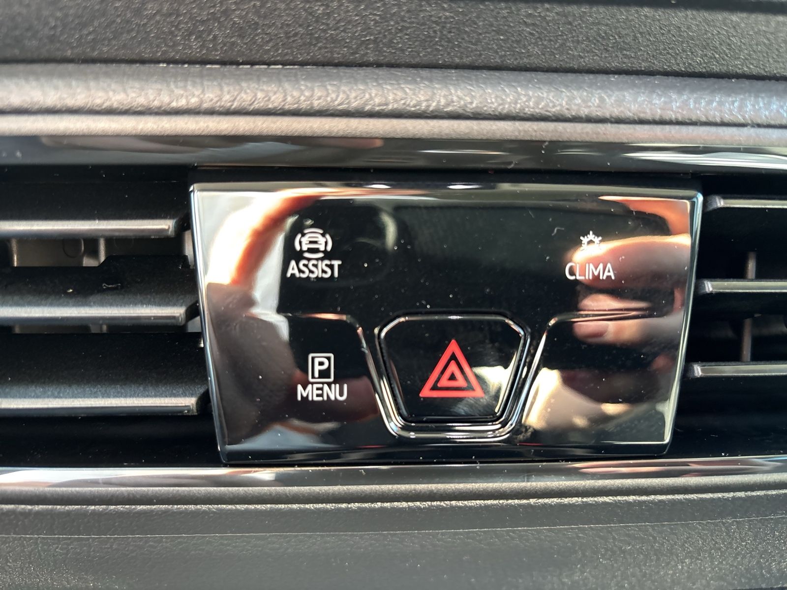 Caddy 2.0 TDI, Climatronic, AHK, Navi, Alu 16",