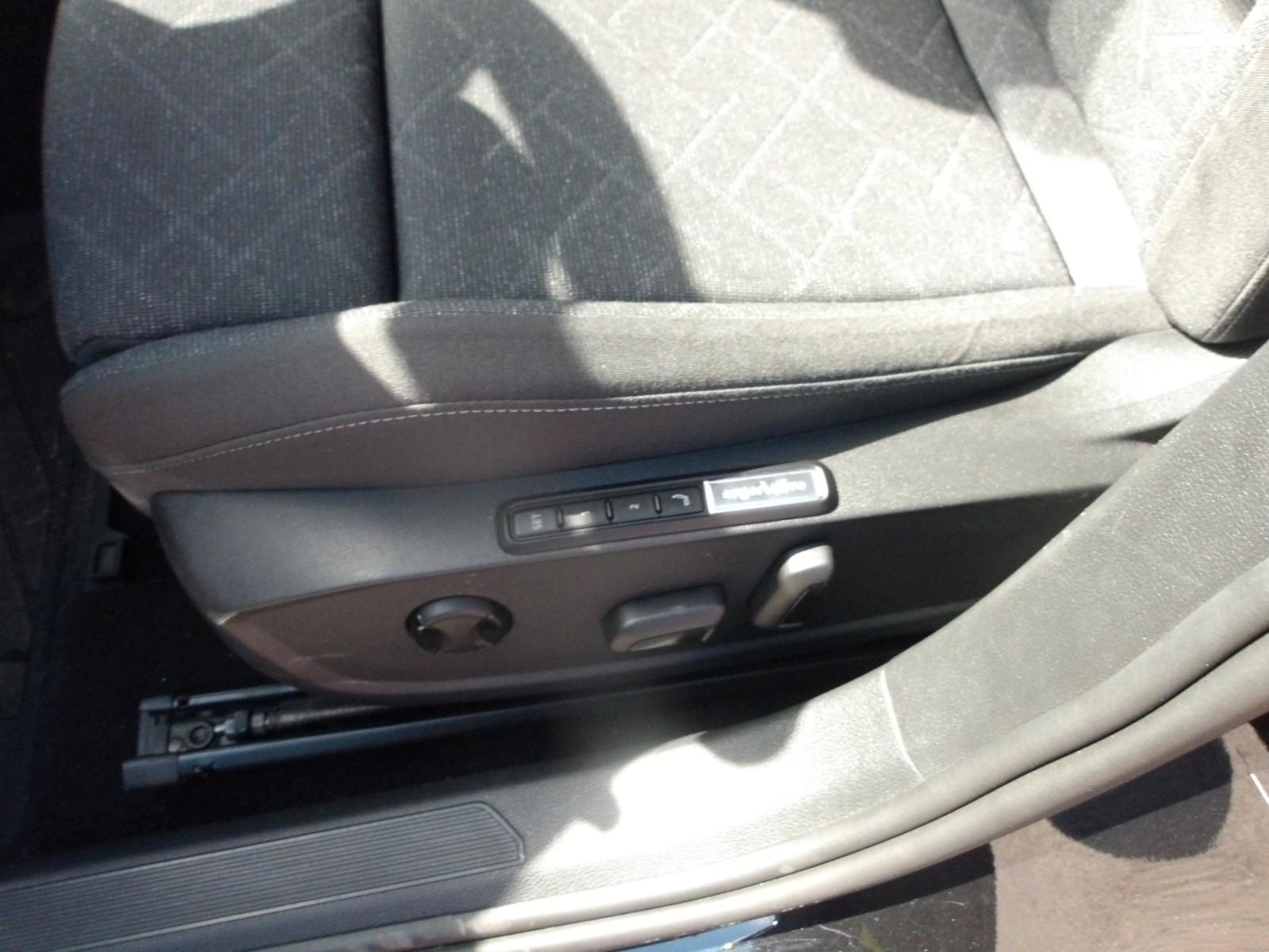 Volkswagen Golf VIII Lim. Life EXP -, миниатюра 18