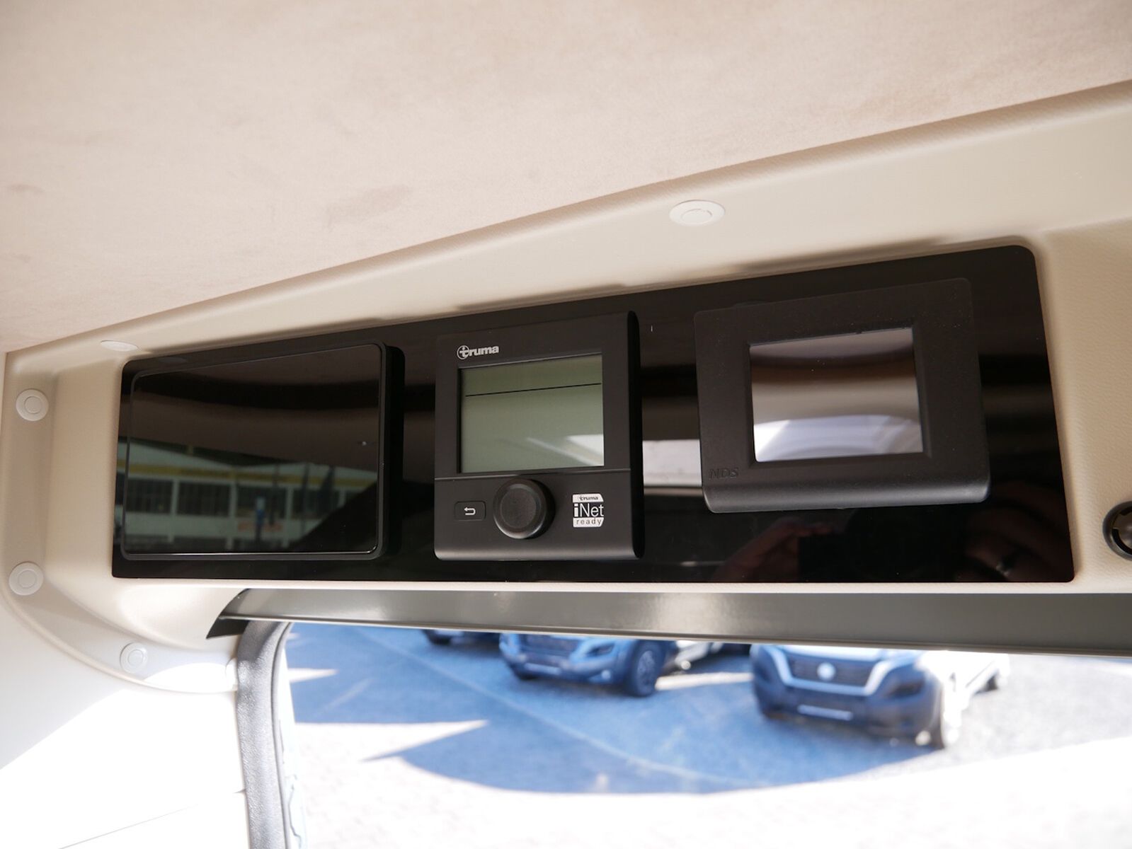 Fahrzeugabbildung Eura Mobil Van V 635 EB Klimaauto., Solar, Fahrassistenzpak