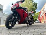 Honda CBR 1000 RR Fireblade TOP Gepflegt! wenig KM! - Offers