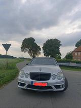Mercedes-Benz MERCEDES E-KLASSE W211 -2401 - scheckheftgepflegte Mercedes 240