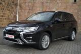 Mitsubishi Outlander 2.4Hybrid PHEV Basis 4WD Standheizung - Mitsubishi: Von Händlern