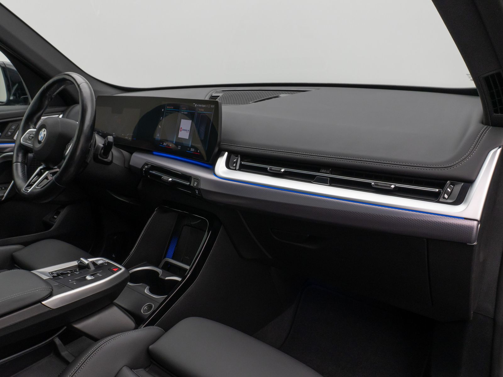 Fahrzeugabbildung BMW X1 xD23d M Sport Panorama Kamera DAB H/K Komfort
