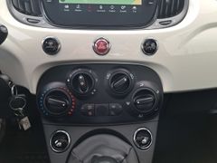 Fahrzeugabbildung Fiat 500 1.0 Hybrid Dolcevita NAVI PDC SITZHEIZUNG