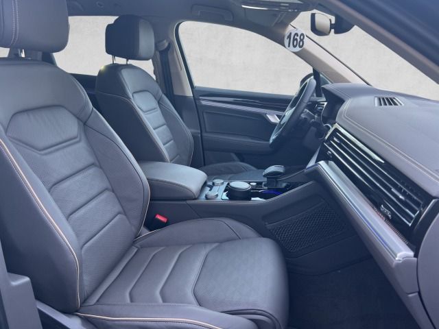 Touareg R-Line 3.0 V6 TDI DSG 4M AHK*Leder*Luft*
