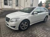 Mercedes-Benz R 350 CDI 4 MATIC SCHIEBEDACH|NAVIGATION|KAMERA - Mercedes-Benz R 350: Kleinbus