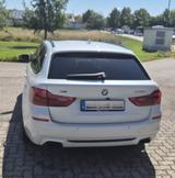 BMW 540i xDrive Touring A - - BMW 540: mit Anhängerkupplung