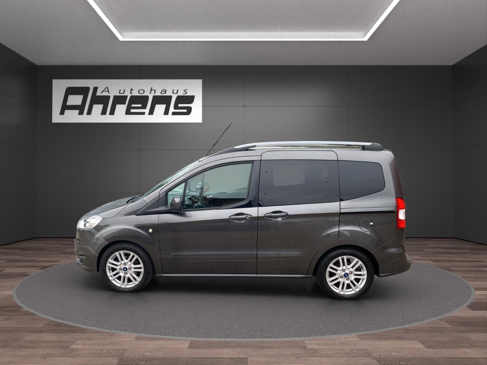 Ford Tourneo Courier 1.0 EcoBoost Titanium *Kamera*