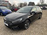 Hyundai i30 1.6D Autom/LED/volldigit./Sitz+LRhzg/Carplay - Hyundai i30 mit Diesel-Antrieb: Kombi, Automatik, 1.6