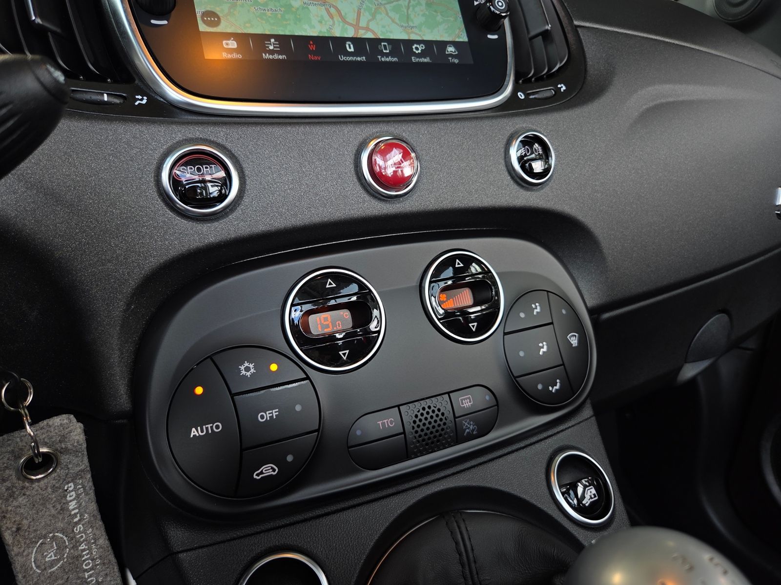 Fahrzeugabbildung Abarth 595 C Esseesse Beats XENON NAVI ALU
