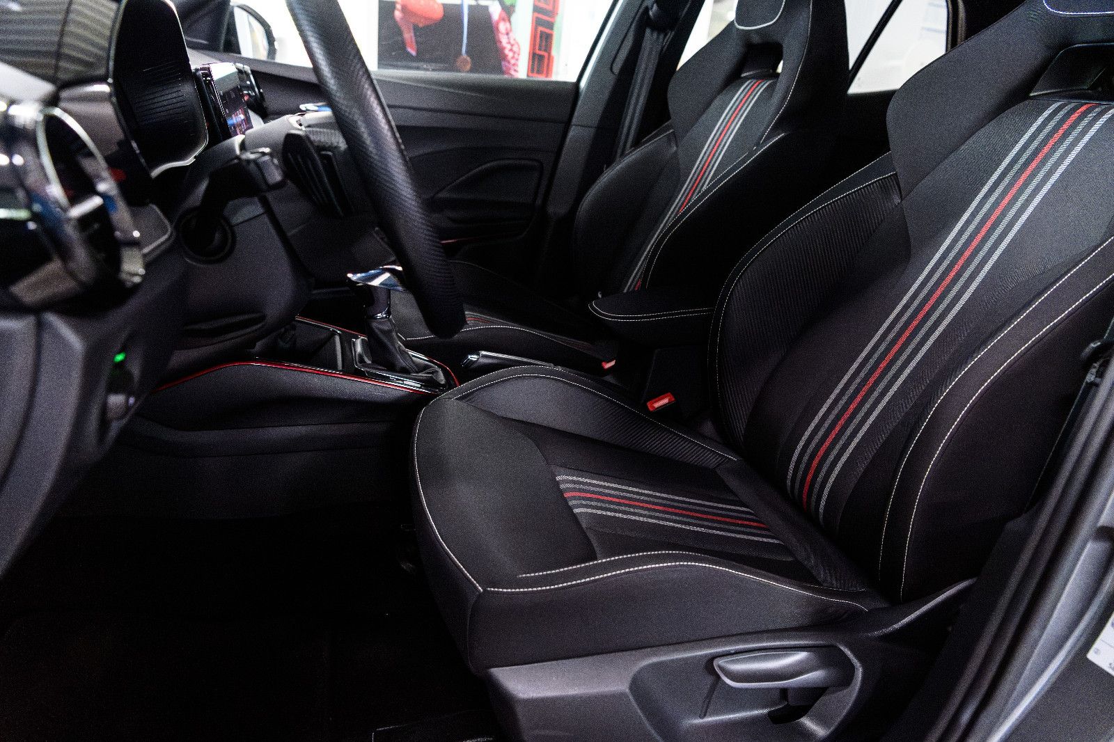 Fahrzeugabbildung SKODA Fabia Monte Carlo 1.0 TSI DSG LED+KAM+GRA+APP