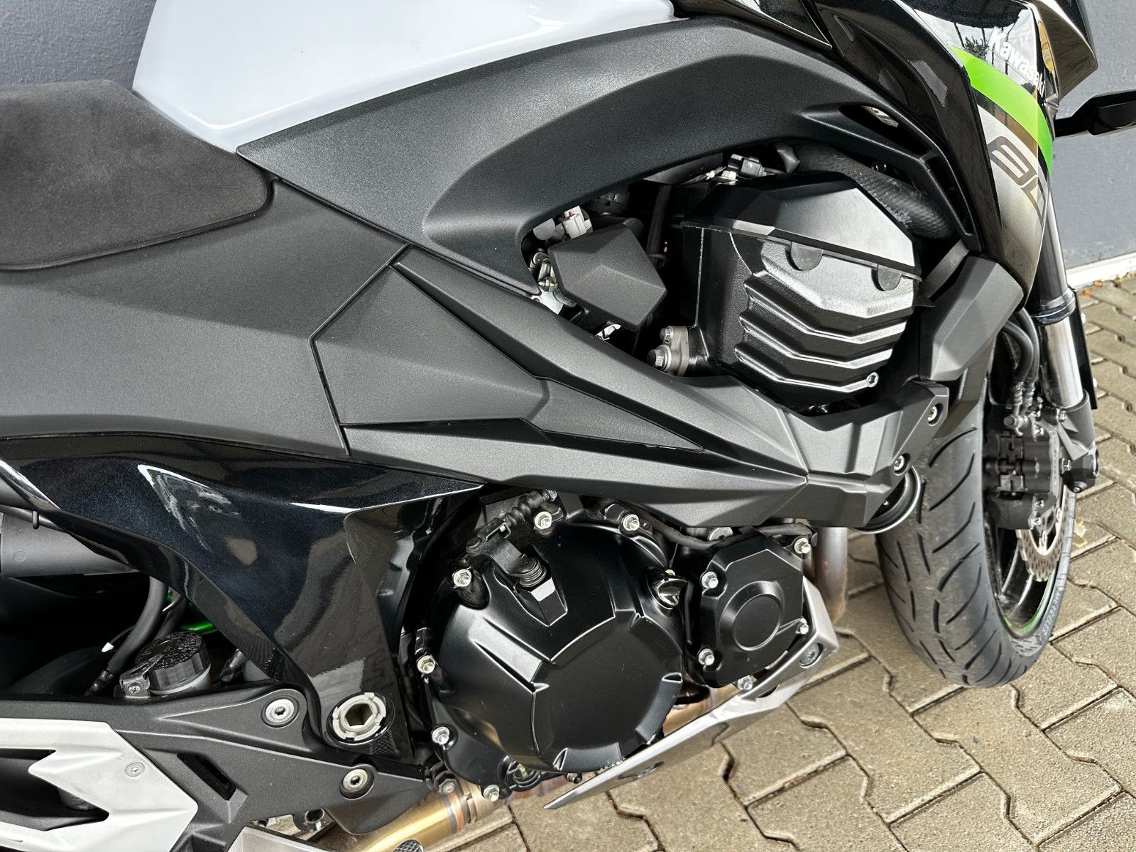 Kawasaki Z800 ABS ZR800A — Bild 15