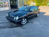 Mercedes-Benz Mercedes Benz E430 4matic Typ W210 TÜV(06/26) - Mercedes-Benz E 430 mit Benzin-Antrieb