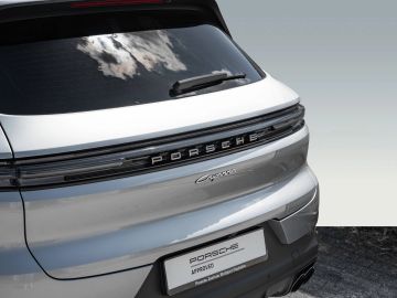 Porsche Cayenne - 12